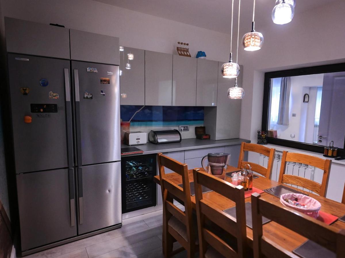 Ase Premium House Villa Сучеава Екстериор снимка