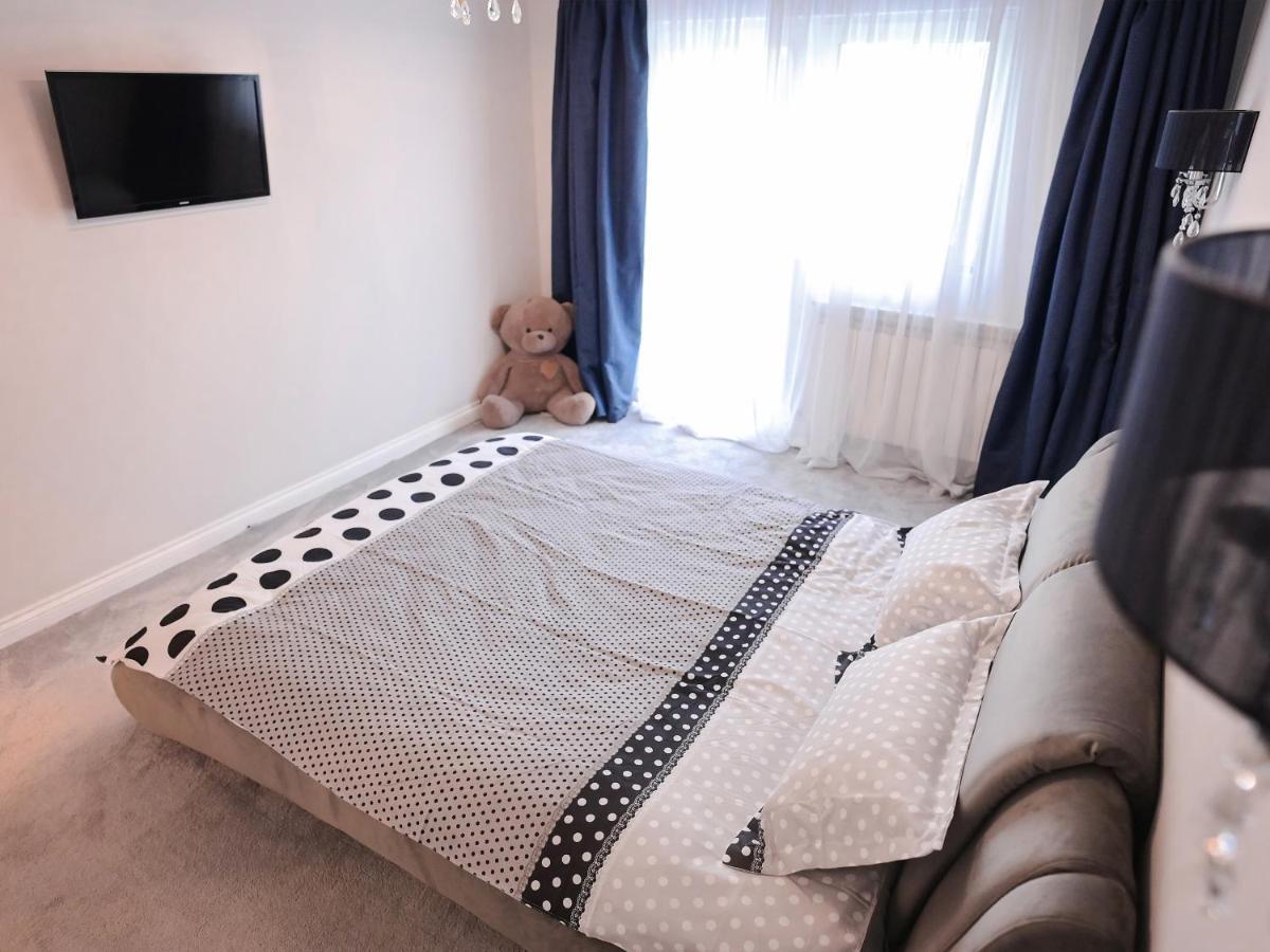 Ase Premium House Villa Сучеава Екстериор снимка