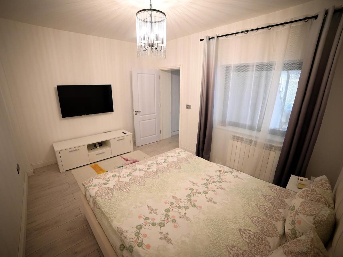 Ase Premium House Villa Сучеава Екстериор снимка
